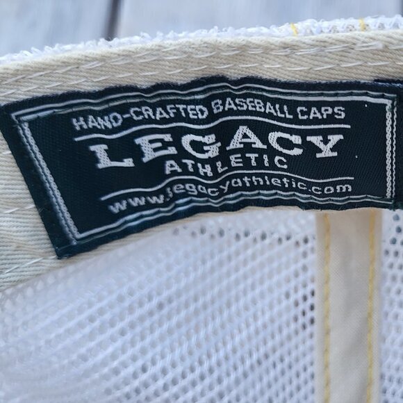 Legacy Notre Dame Mesh Snap Back Baseball Cap - Picture 2 of 8